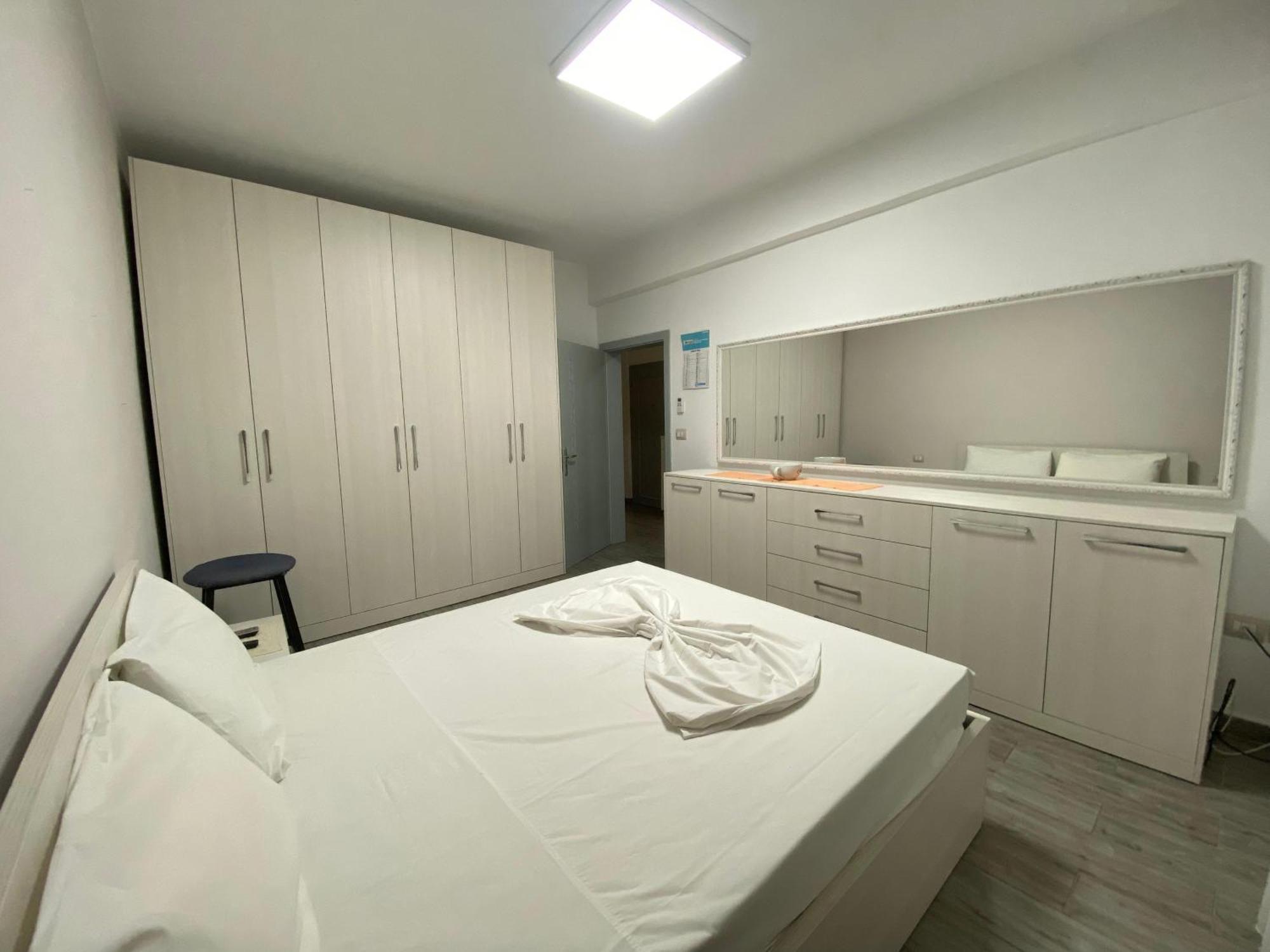 Enles Apartment